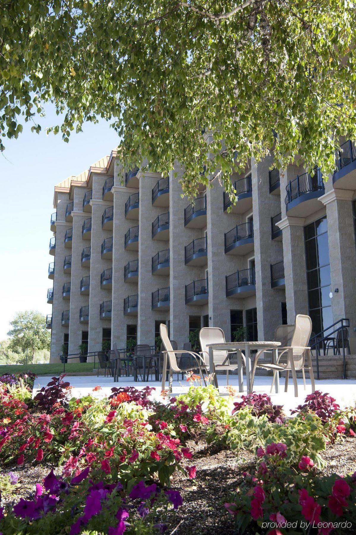 Doubletree By Hilton Bemidji Hotel Exterior photo